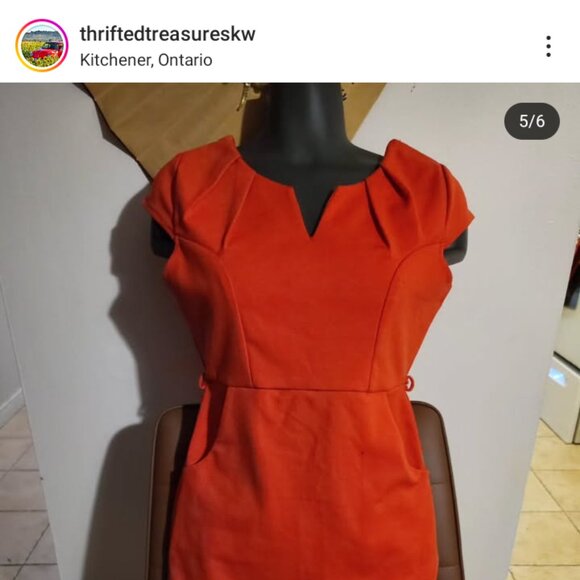 Pretty coral body con dress. - Picture 2 of 6